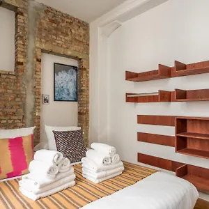 Smartflats - The Brooklyn Amberes
